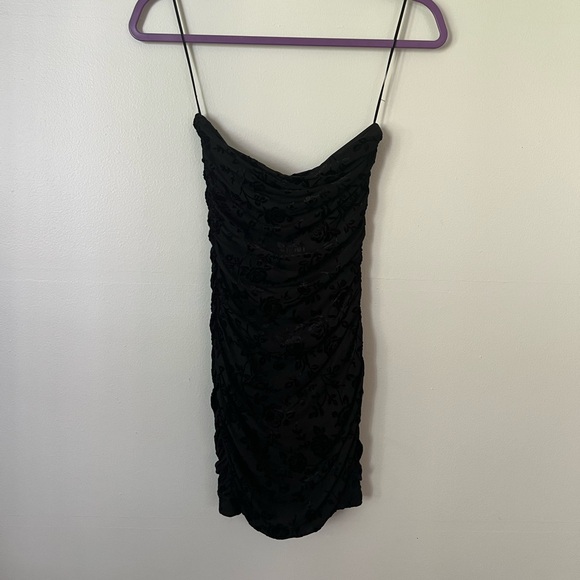 Garage Black Velvet Detailed Rose Mini Dress with Ruching on Back - Picture 2 of 5